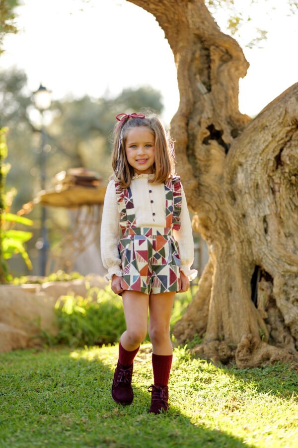 Conjunto niña short tirantes geométrico de cocote